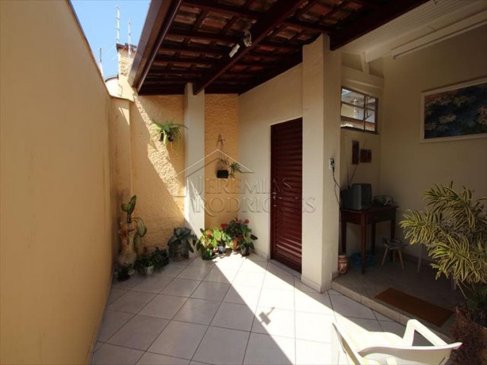 Casa à venda no bairro Vila Jaboticabeira em Taubaté/SP. - foto 22
