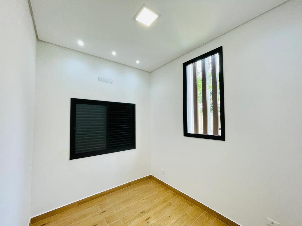 Casa à venda com 4 dormitórios no Condomínio Ouro Ville em Taubaté/SP.  - foto 7