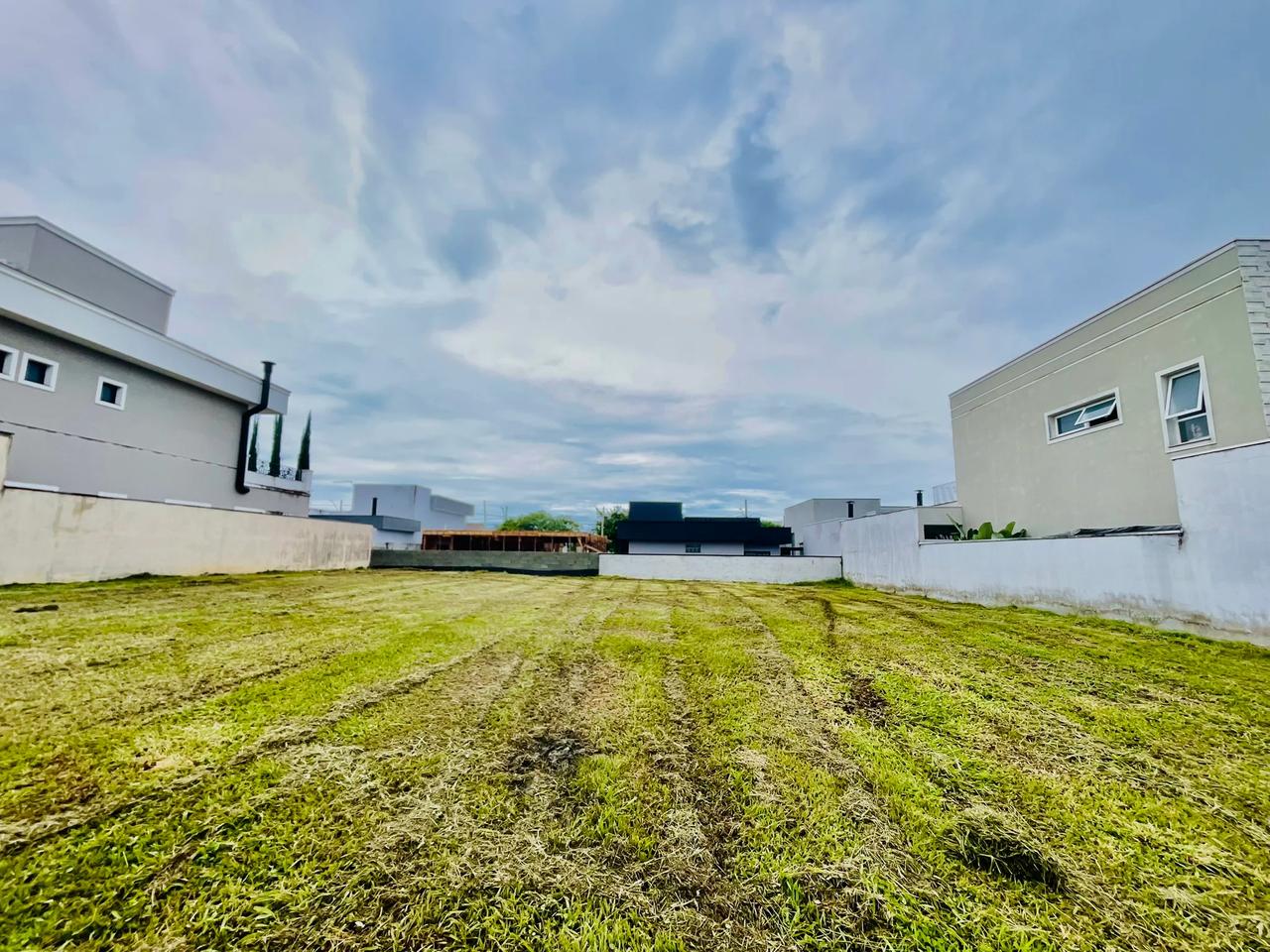 Terreno à venda com 300 m² no Condomínio Ouro Ville em Taubaté/SP.  - foto 11