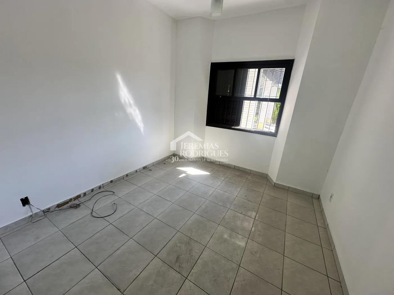 Casa à venda no bairro Jardim Residencial Doutor Lessa em Pindamonhangaba/SP. - foto 10