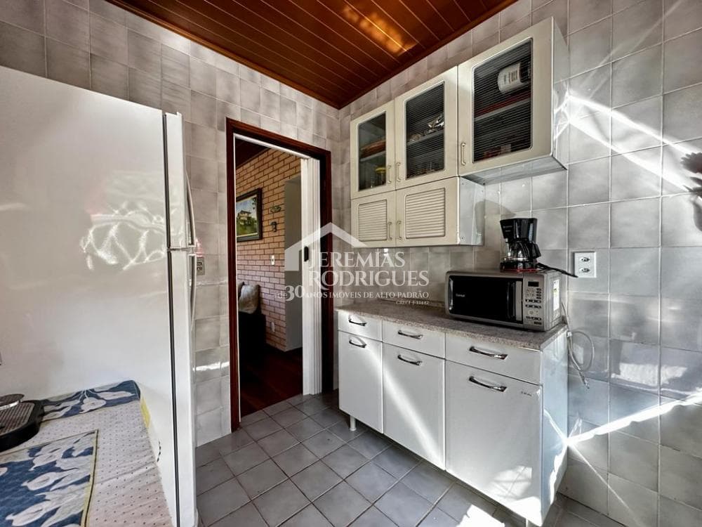 Casa no Condomínio Colinas do Sol em Campos do Jordão/SP - foto 3