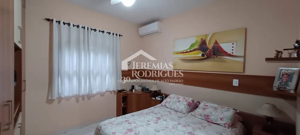 Casa à venda no bairro Santana em Pindamonhangaba/SP. - foto 22