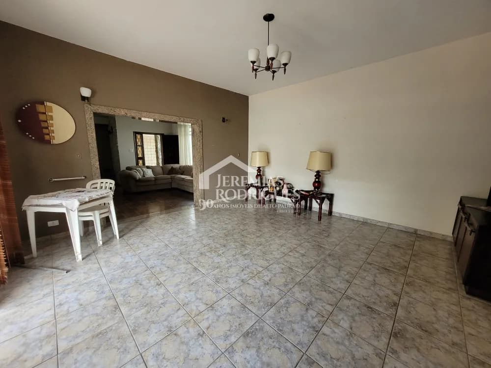 Casa à venda no bairro Jardim Maria Augusta em Taubaté/SP. - foto 4