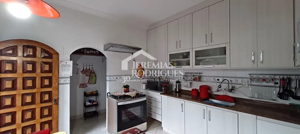 Casa à venda no bairro Santana em Pindamonhangaba/SP. - foto 10