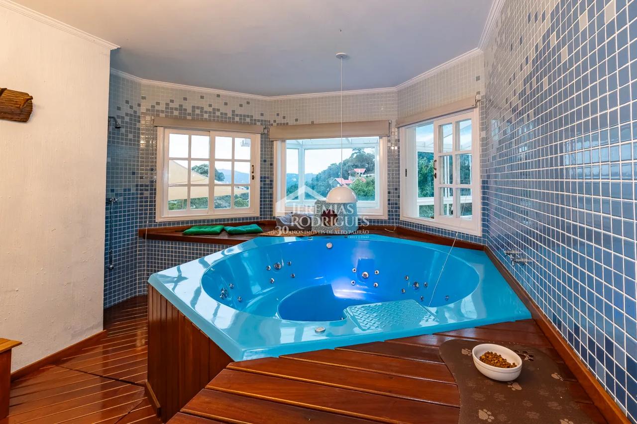 Casa à venda no Alto do Capivari  em Campos do Jordão/SP. - foto 16