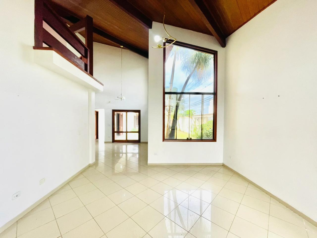 Casa para venda no Bairro Lessa em Pindamonhangaba/SP. - foto 2