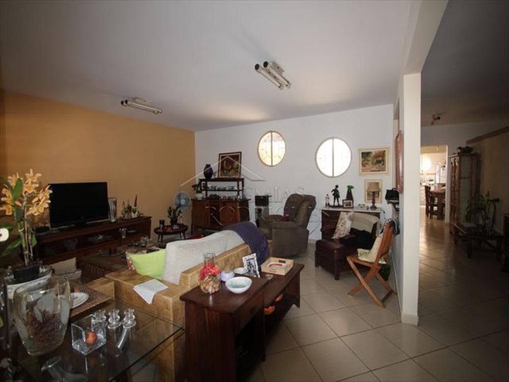 Casa à venda no bairro Vila Jaboticabeira em Taubaté/SP. - foto 12