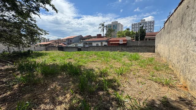 Terrenos à venda, 600m² no Bairro São Benedito em Pindamonhangaba/SP — foto 1