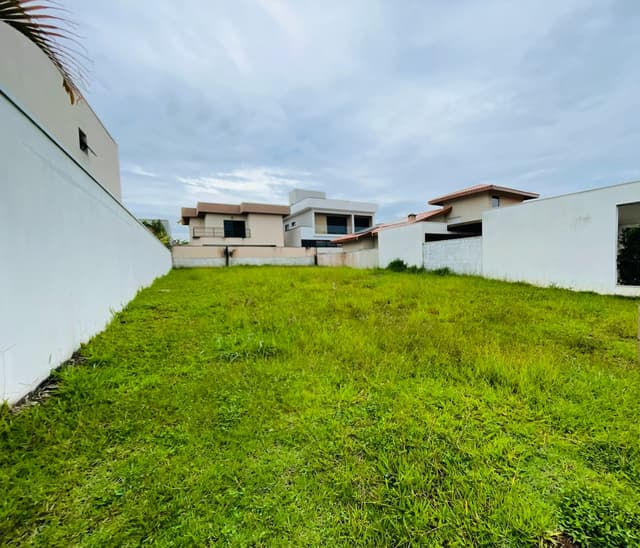 Terreno com 403 m² no Condomínio Ouro Ville em Taubaté/SP.  - foto 5