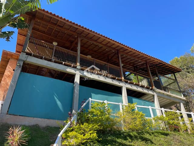 Casa à venda no bairro Pinhalzinho em Santo Antônio do Pinhal/SP. — foto 1