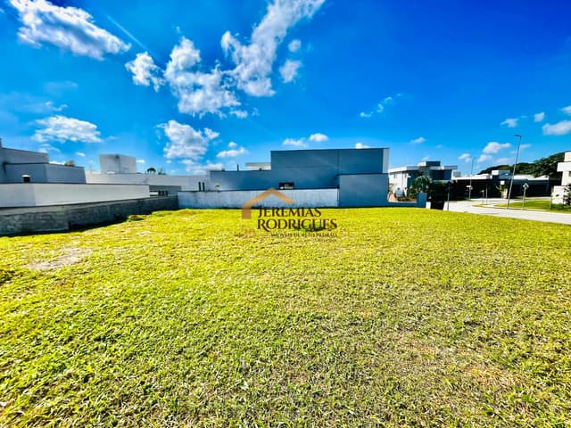 Terreno à venda no Condomínio Residencial Terrazzo Di Itália em Taubaté/SP. — foto 1