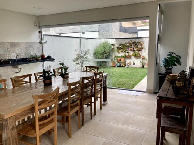 Casa à venda no Condomínio Ouro Ville em Taubaté/SP. — foto 1