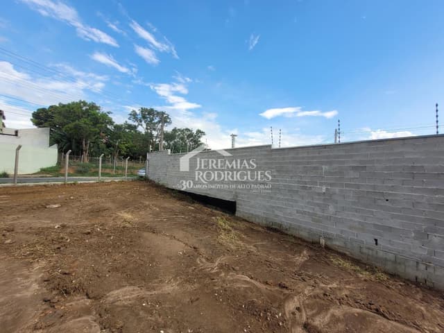 Terreno comercial com 7.846,65 m² em Pindamonhangaba! - foto 2