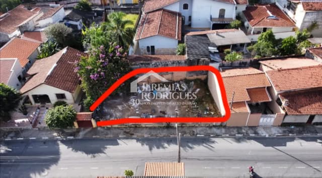 Terreno com 206 m² - Centro - Pindamonhangaba/SP. — foto 1