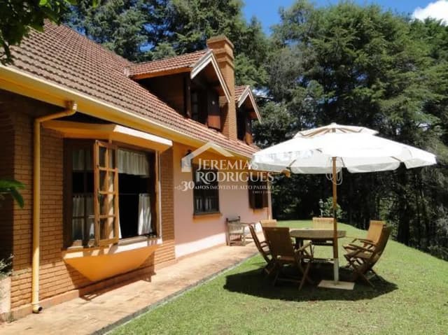 Casa à venda no bairro Descansópolis em Campos do Jordão/SP. — foto 1