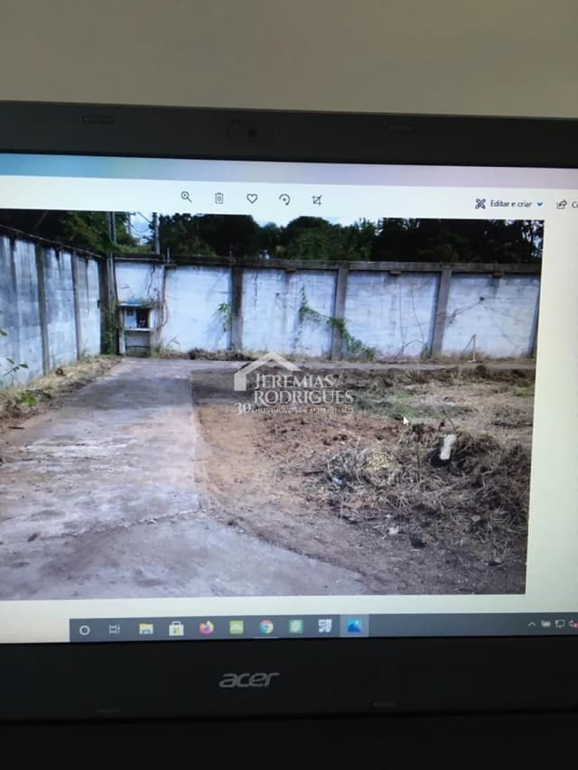 Terreno Área - Quiririm Residencial ou Comercial para Venda em Taubaté — foto 1