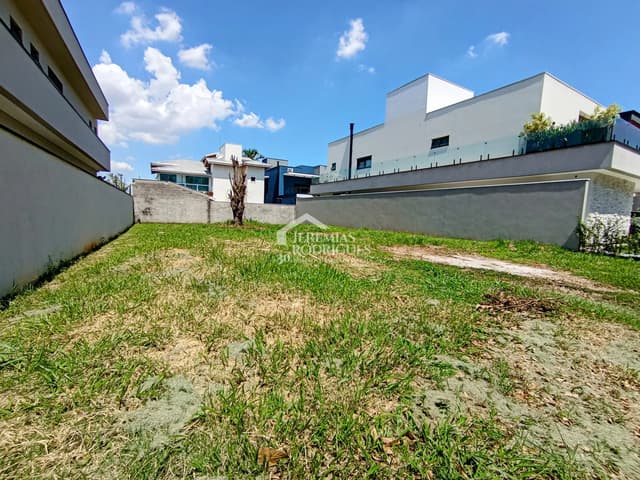 Terreno à venda no Condomínio Residencial Terras de San Marco em Taubaté/SP. — foto 1