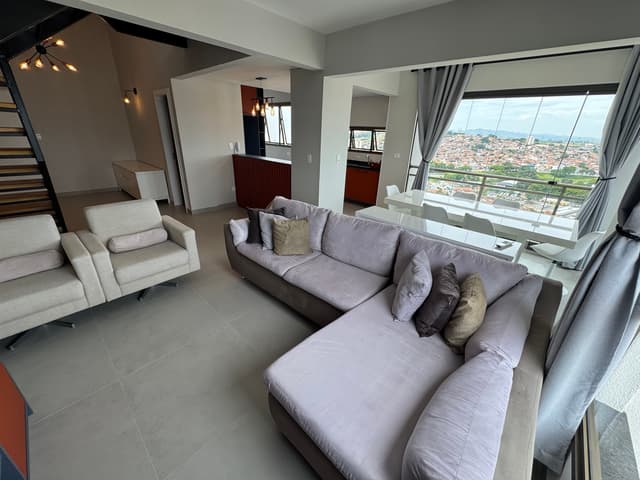 Apartamento triplex à venda no Edifício Jabuticabeiras em Taubaté/SP. — foto 1