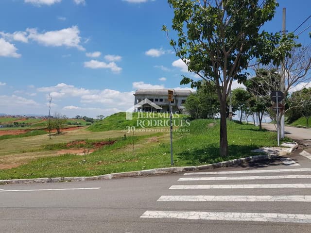 Terreno à venda no Condomínio Reserva Altos do Cataguá em Taubaté/SP. — foto 1