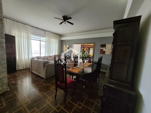 Casa à venda no bairro Jardim Maria Augusta em Taubaté/SP. - foto 2