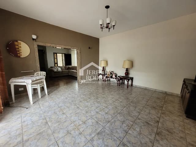 Casa à venda no bairro Jardim Maria Augusta em Taubaté/SP. - foto 4