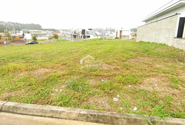 Terreno à venda com 290 m² no Condomínio Bosque do Imperador em Pindamonhangaba/SP. — foto 1