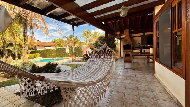 Casa à venda no Condomínio Village Paineiras em Pindamonhangaba/SP. — foto 1