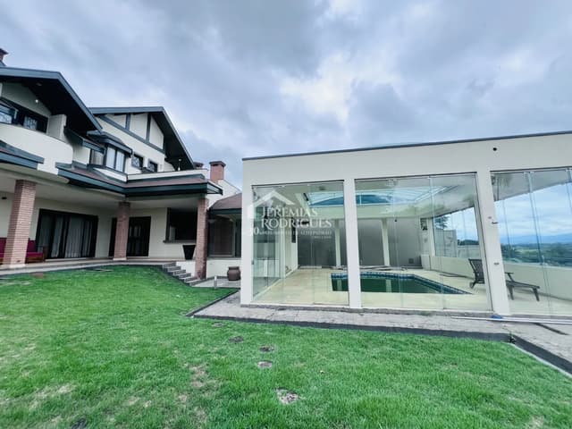 Casa à venda no  Condomínio Portal da Serra em Taubaté/SP. — foto 1