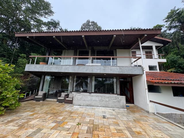 Casa à venda com 5 dormitórios no Condomínio Ponta das Toninhas em Ubatuba/SP.  — foto 1