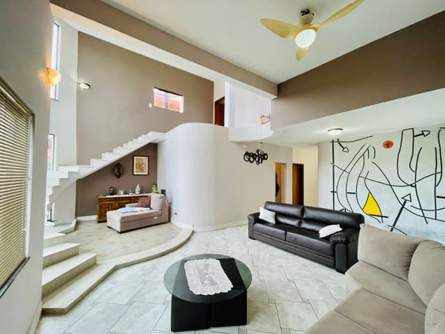 Casa à venda com 4 dormitórios no Condomínio Jardim das Hortênsias em Taubaté/SP. — foto 1