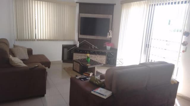 Casa à venda no bairro Jardim das Nações  em Taubaté/SP. — foto 1