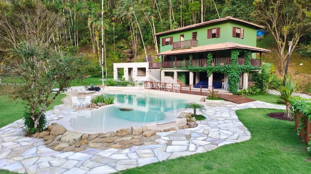 Casa à venda no bairro Ubatumirim em Ubatuba/SP. — foto 1