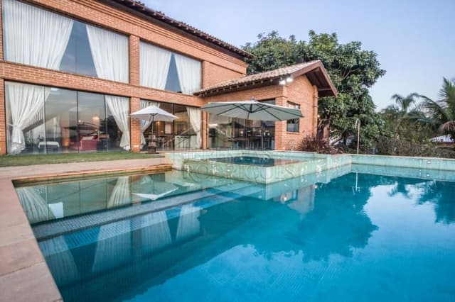 Casa à venda e locação no Condomínio Chácaras Cataguá em Taubaté/SP. — foto 1