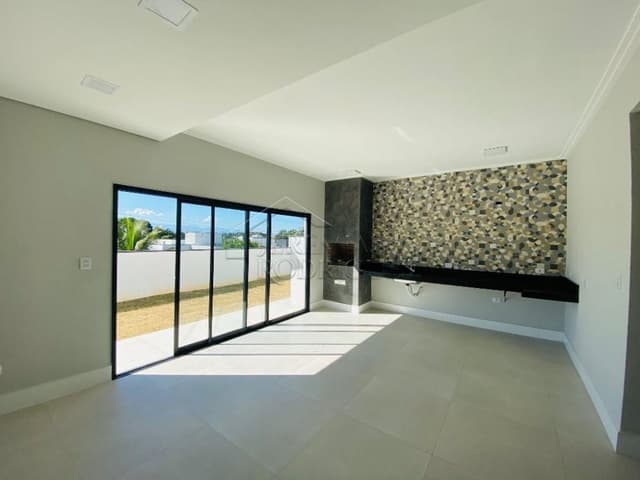 Casa à venda no Condomínio Parque das Araucárias em Tremembé/SP.  — foto 1