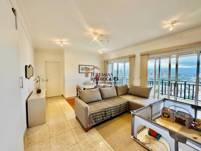 Apartamento à venda no Edifício Sauípe em Taubaté/SP.