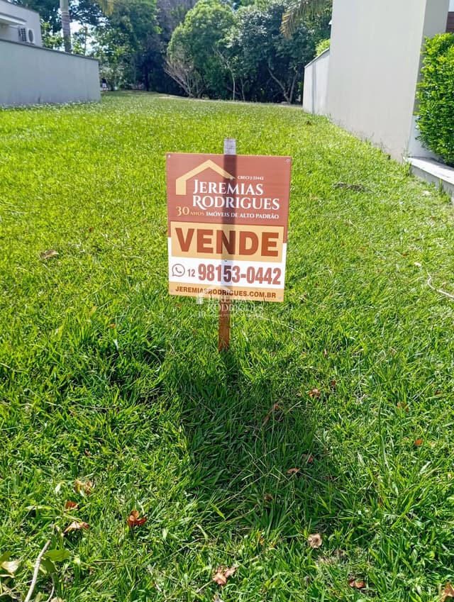 Terreno à venda com 307 m² no Condomínio Campos do Conde II em Tremembé/SP. — foto 1