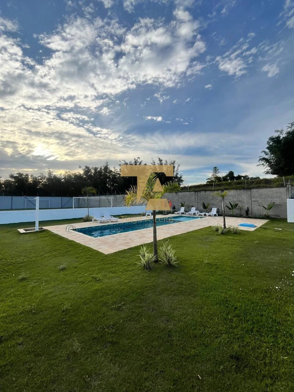 Casa com 3 Suítes à Venda em Condomínio Pérola do Vale em Tremembé/SP