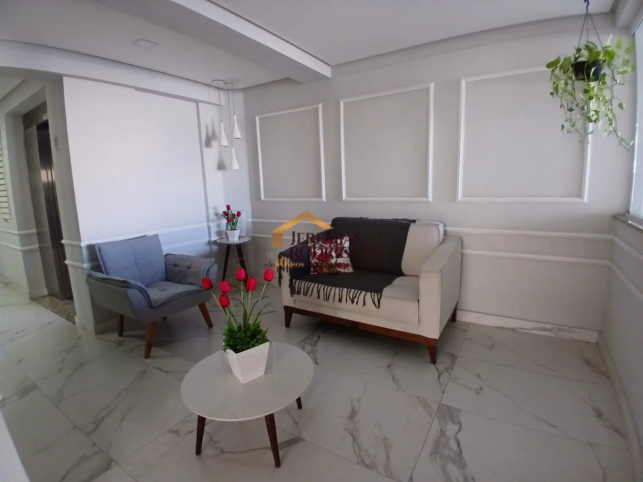 Apartamento à venda de Porteira fechada no Edifício Villagio Santa Terezinha em Taubaté/SP.