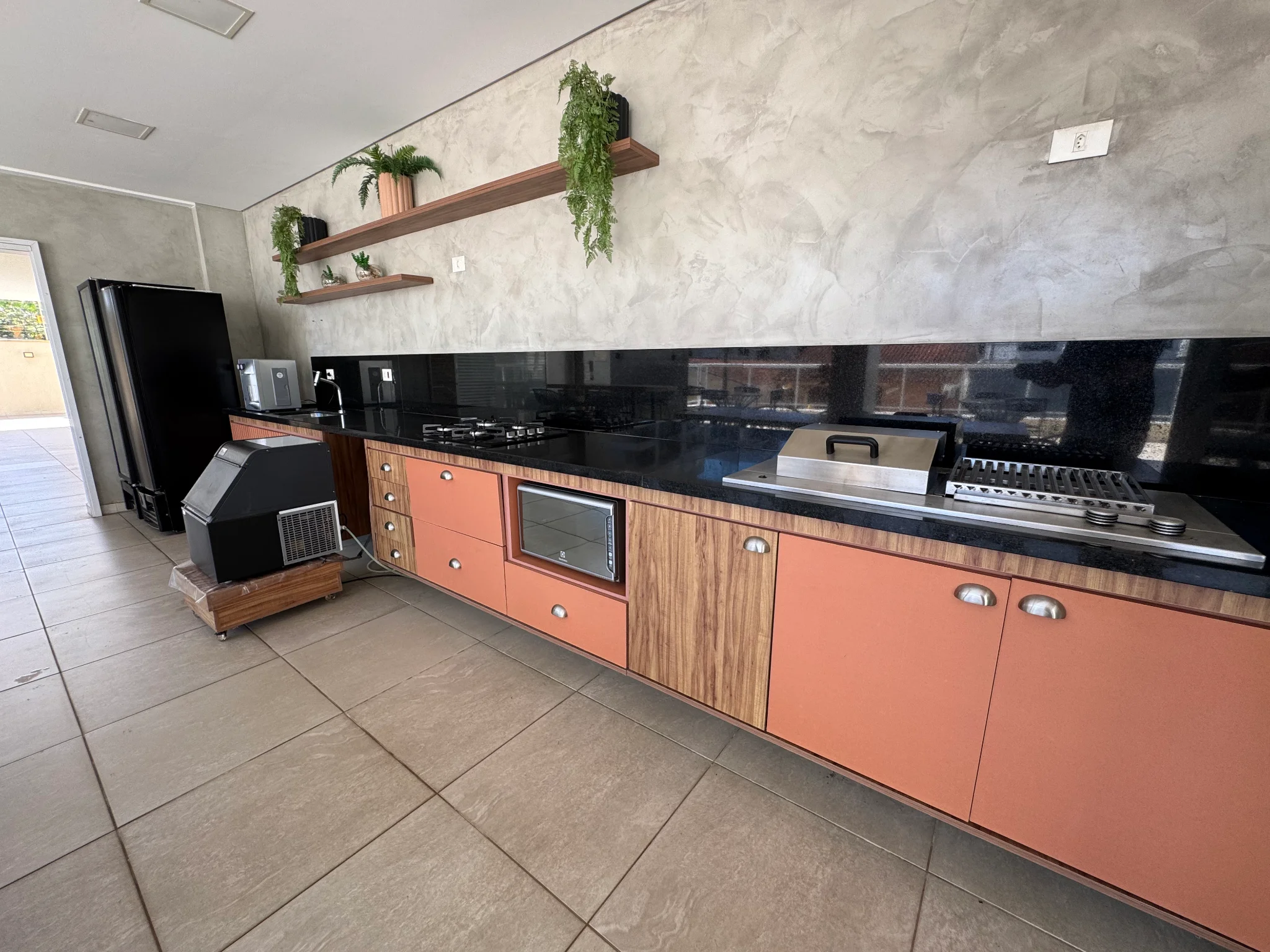 Cobertura à venda com 3 suítes, 177 m² no Condomínio Porto Damy em Ubatuba/SP. 