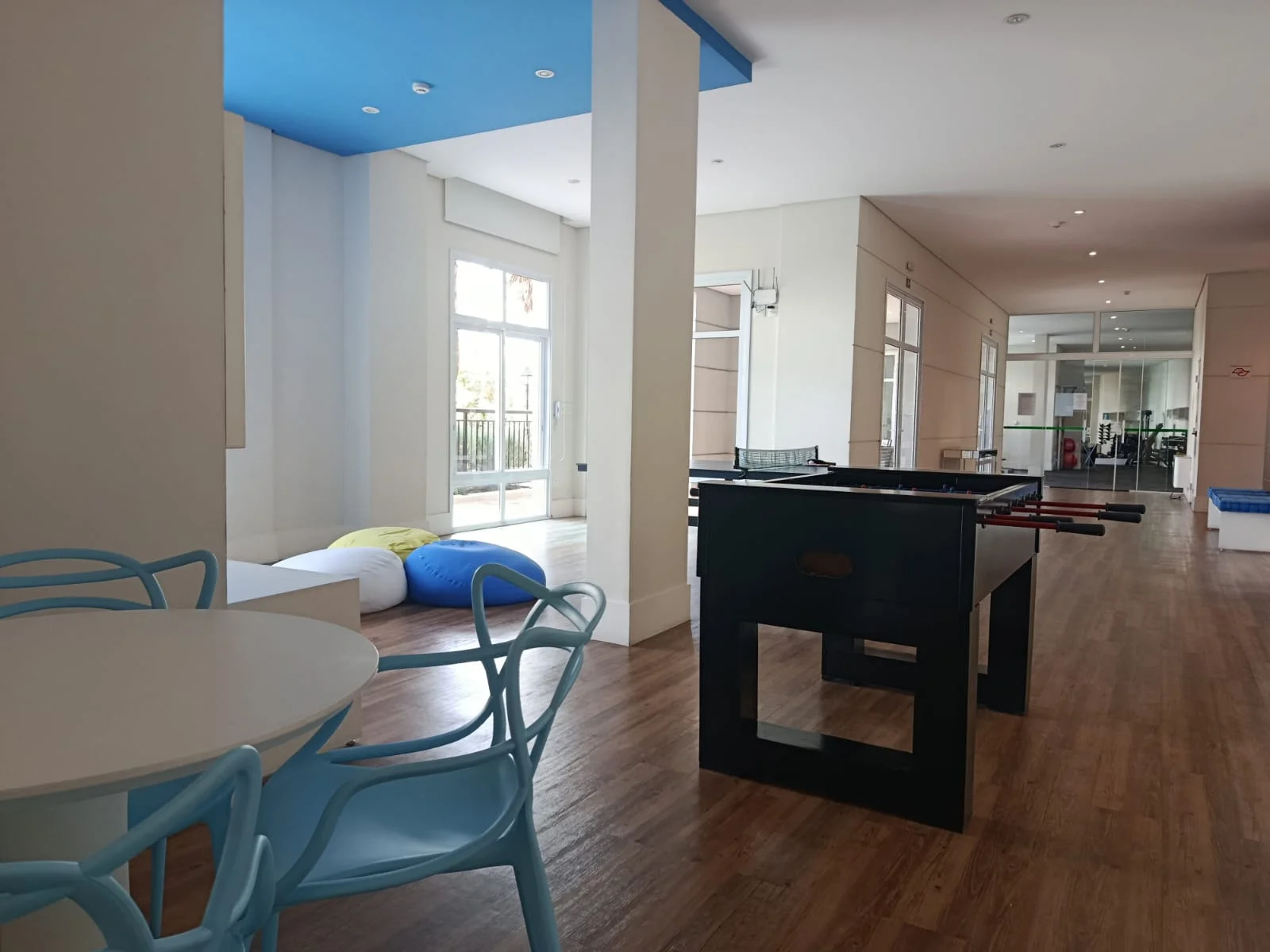 Apartamento à venda com 3 suítes no Edifício Le Premier em Campos do Jordão/SP. 