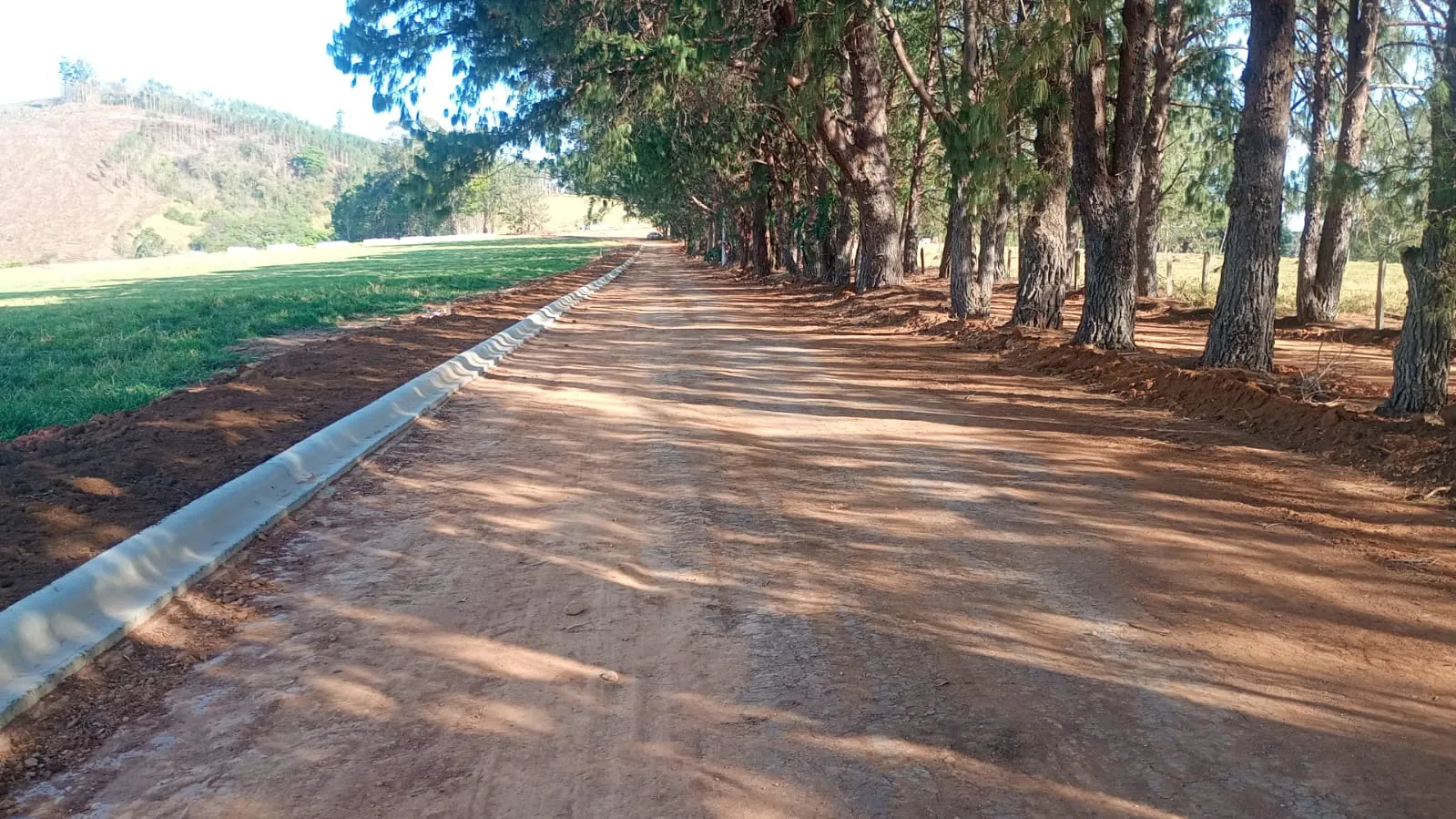 Terras de Santa Maria - Ter sua casa de veraneio às margens da represa é privilégio para poucos. — foto 22