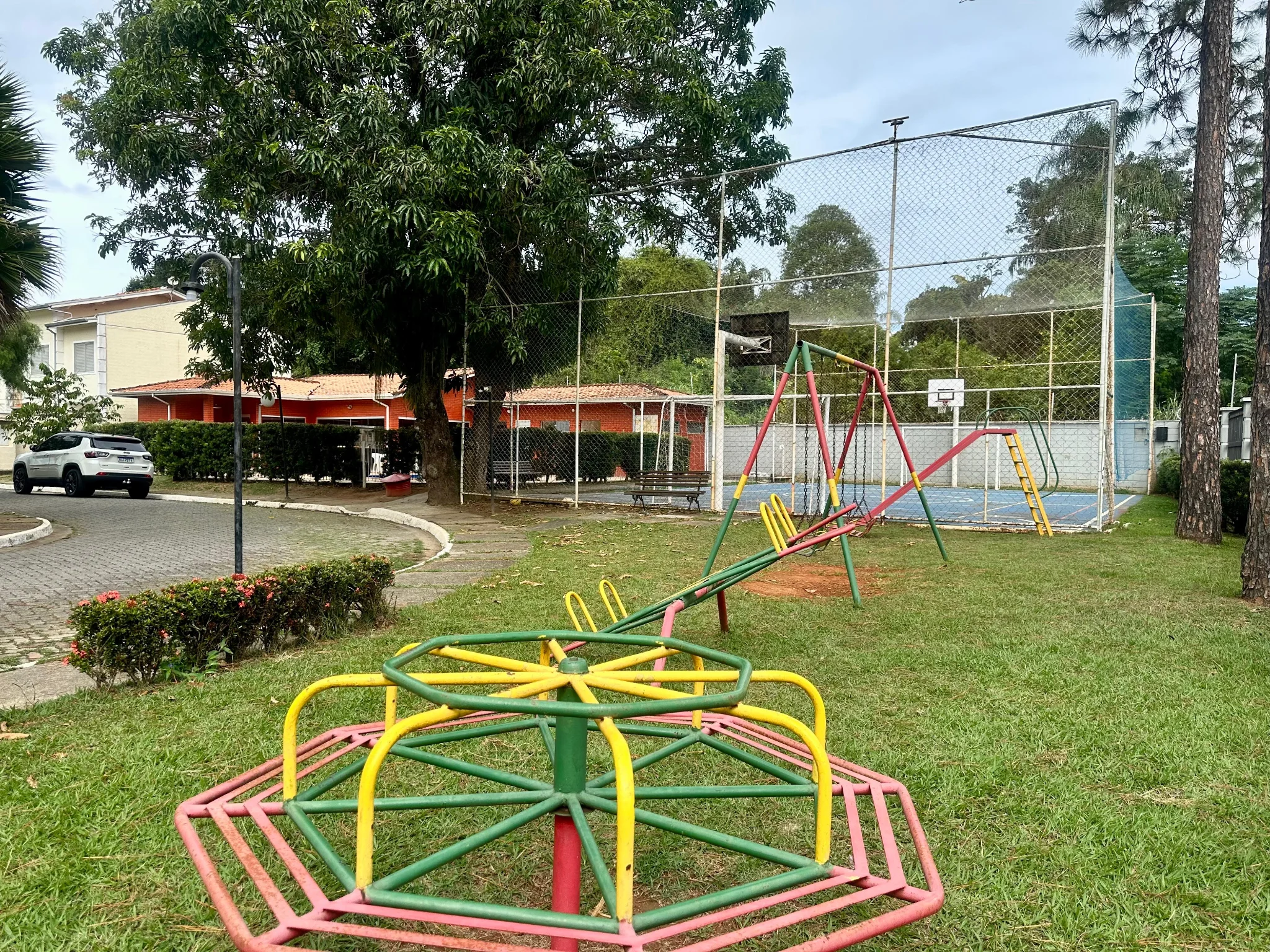 Casa com 3 dormitórios disponível para locação no Condomínio Bosque dos Pássaros em Tremembé/SP