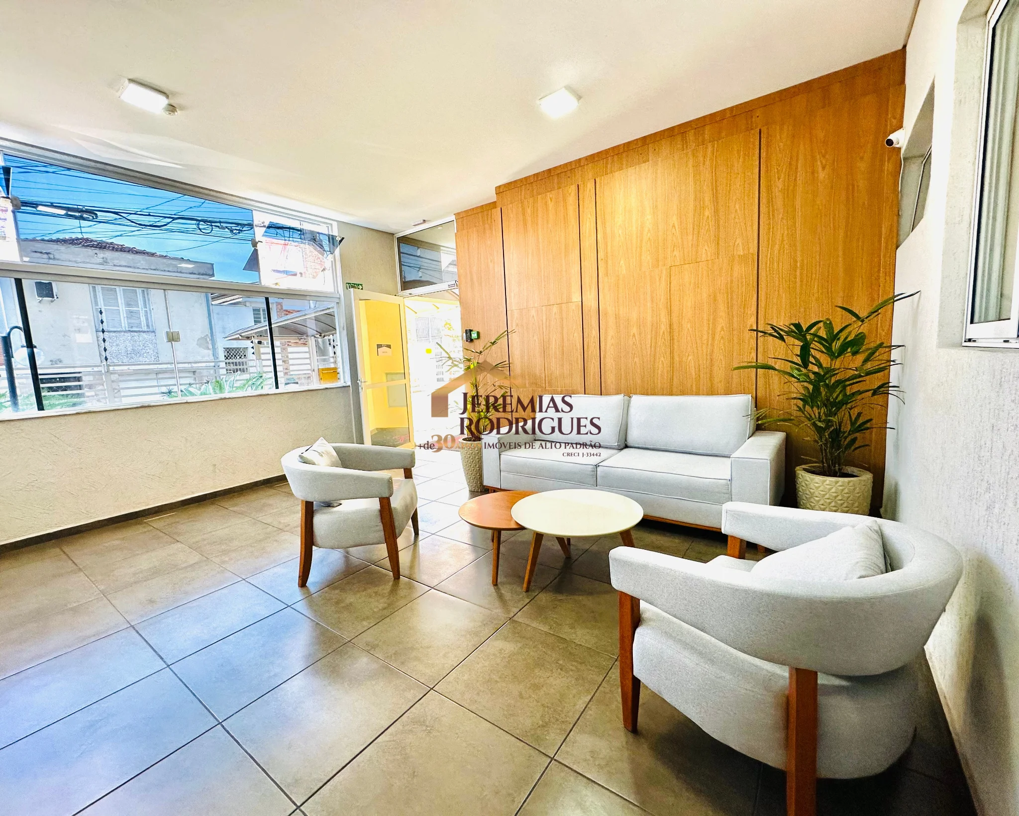 Apartamento para locação e venda no Edifício Solar Vicente Giffoni em Taubaté/SP.
