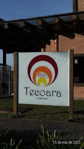 Casa para venda e locação no Condomínio Tecoara em Taubaté/SP.