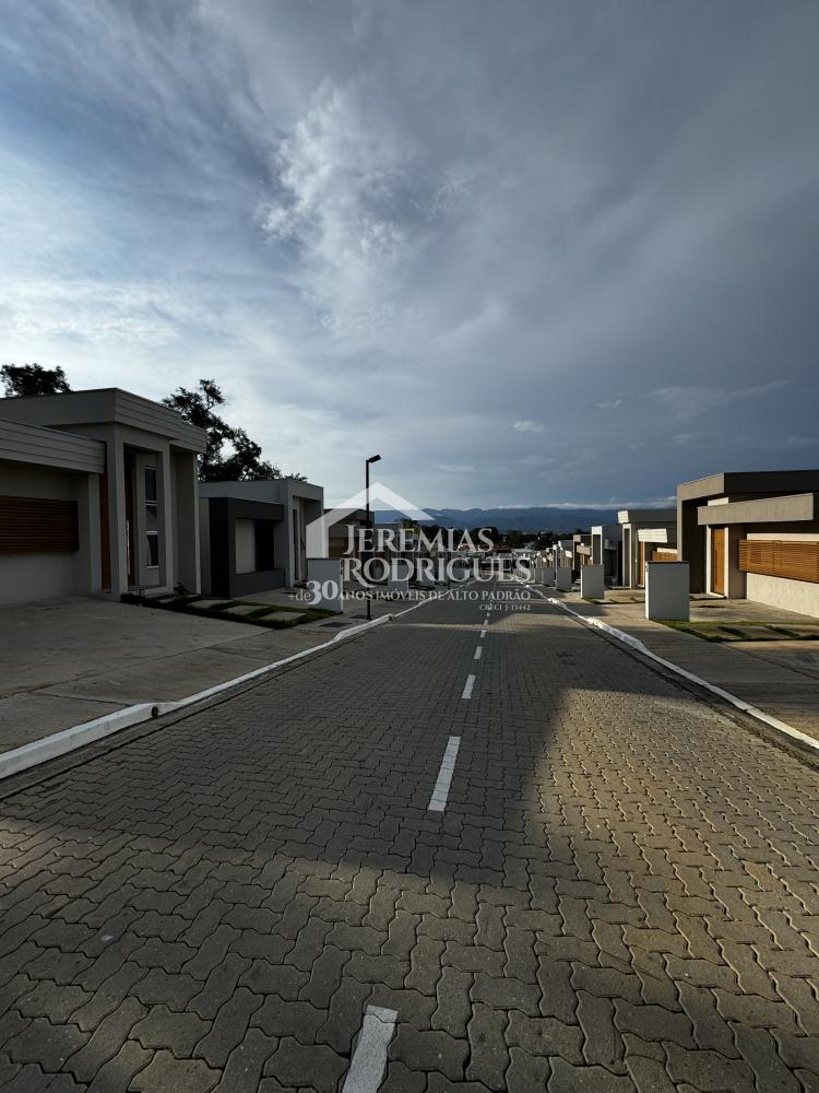 Casa com 3 dormitórios, 117 m² - Condomínio Vita Village Residence - Pindamonhangaba/SP.