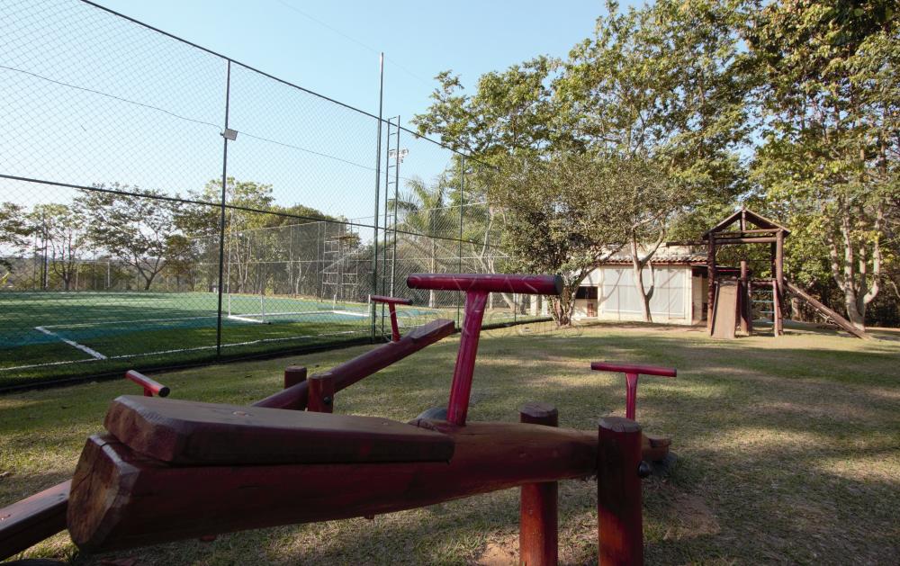 Casa à venda com 4 dormitórios no Condomínio Terras de San Marco em Taubaté/SP.