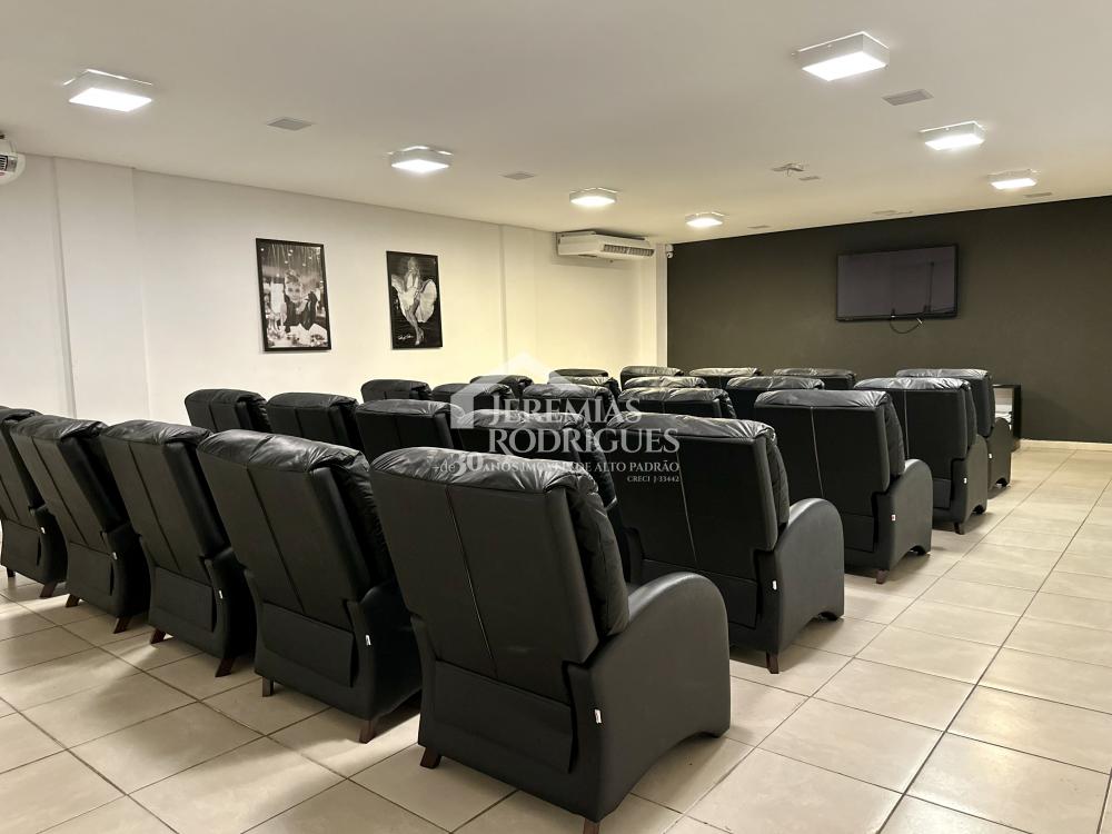 Apartamento mobiliado para venda e locação, 263 m² no Edifício Placere em Taubaté/SP.