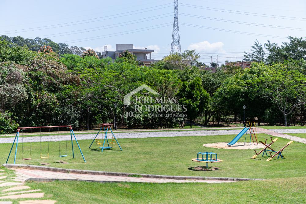 Terreno com 869 m² - Condomínio Colonial Village II  - Pindamonhangaba/SP.