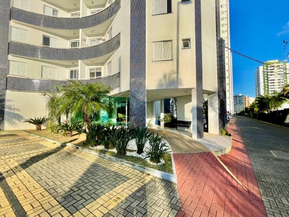 Apartamento com 3 dormitórios, 126 m² - Edifício Village Towers - Taubaté/SP.