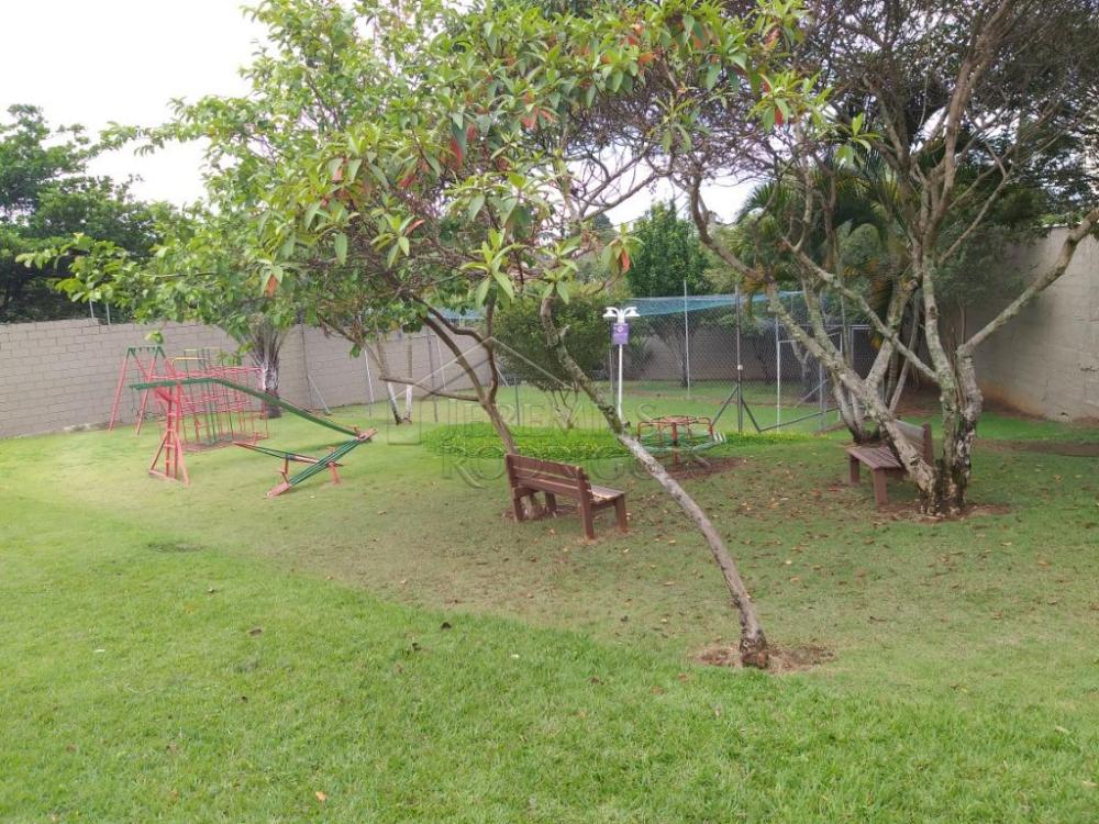 Casa para venda e locação com 3 dormitórios no Condomínio Pinheiros em Tremembé/SP. 